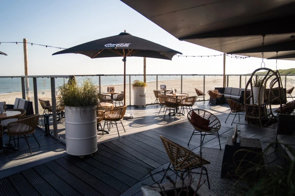 klein-vaarwater-terras-strandhuys