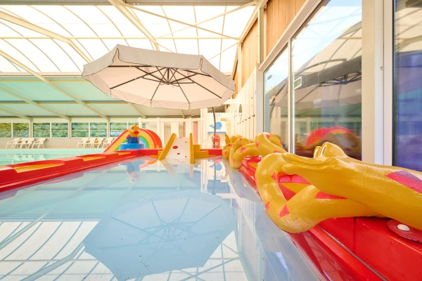 bronzen-emmer-zwembad