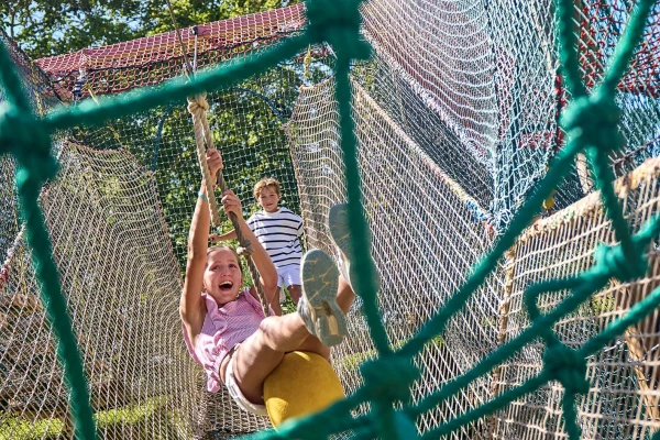 kindvriendelijke-camping-speeltuin